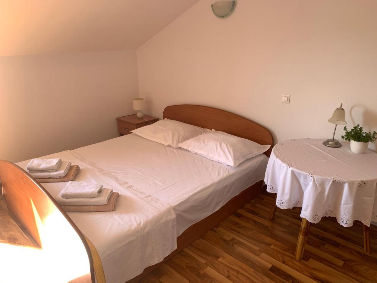 Apartman Senka Подгора Екстериор снимка