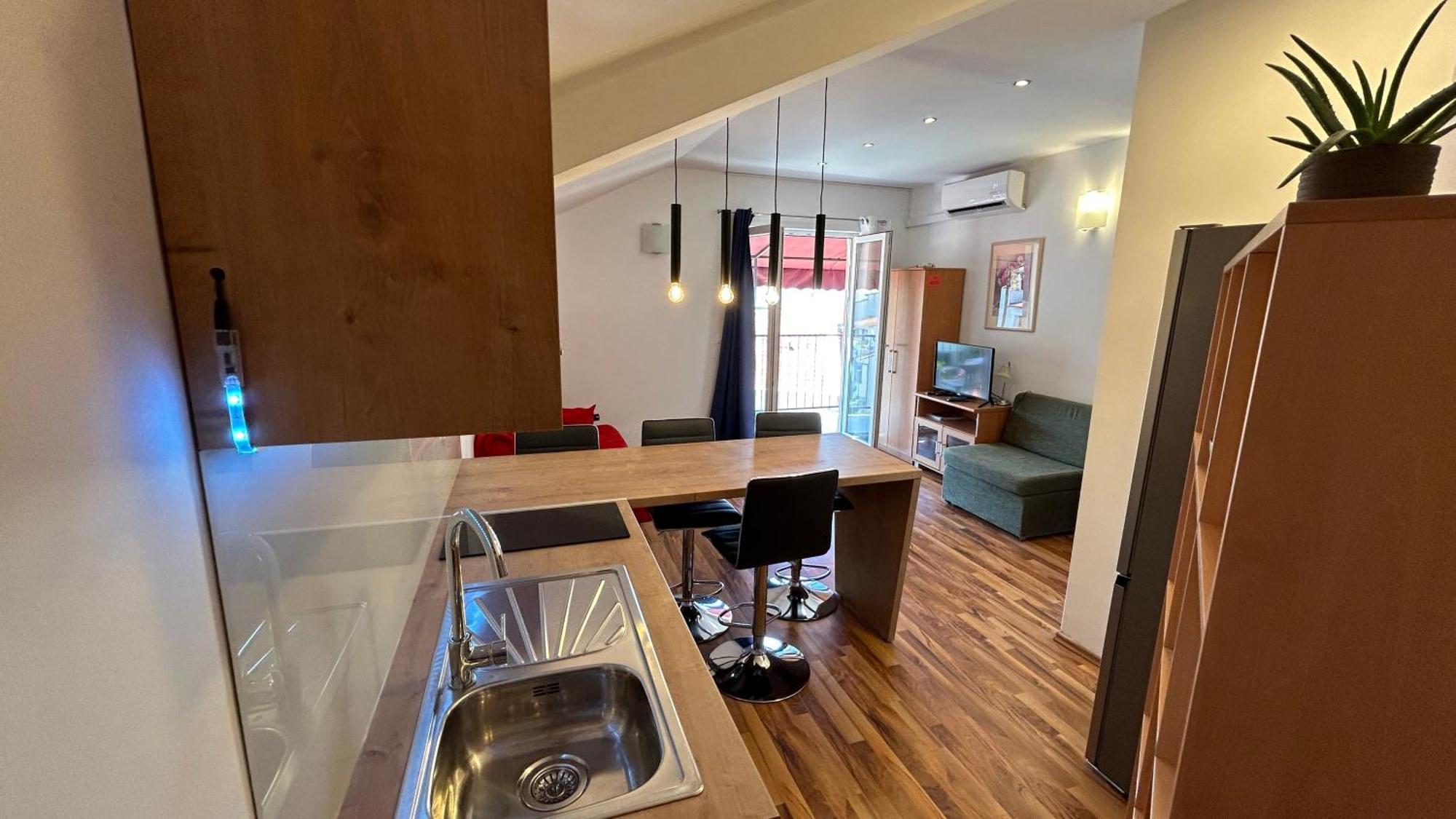 Apartman Senka Подгора Екстериор снимка